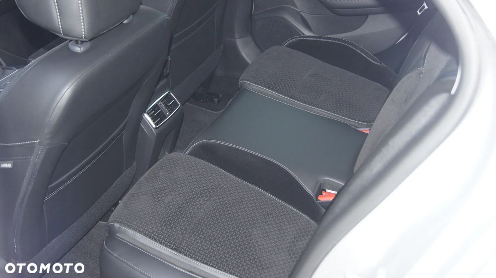 Renault Megane 1.2 Energy TCe Limited - 11