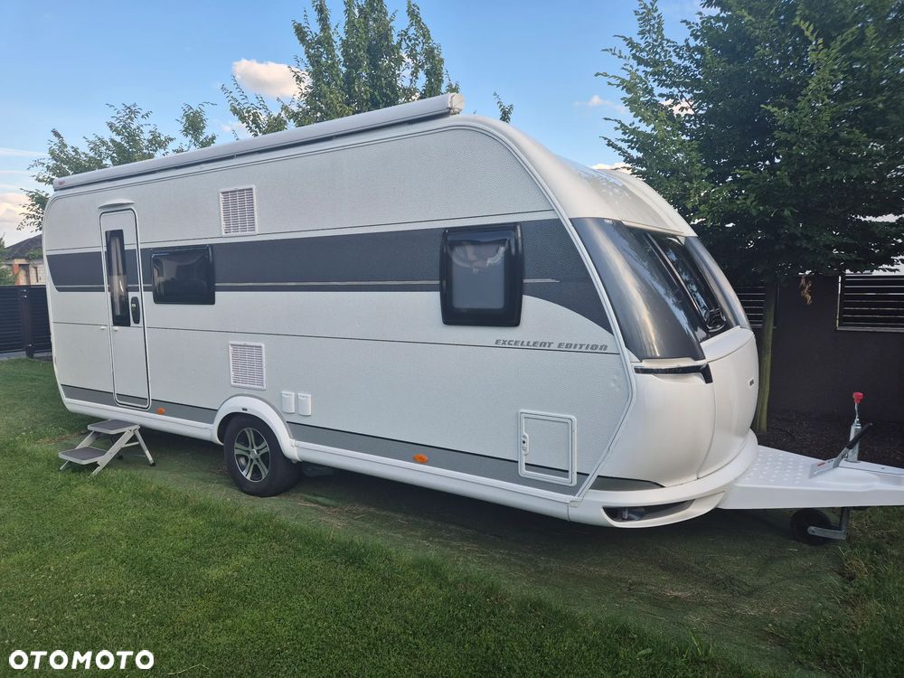 Hobby 560 KMFe Excellent Edition instalacja off-grid 230V Duo-Control - 1