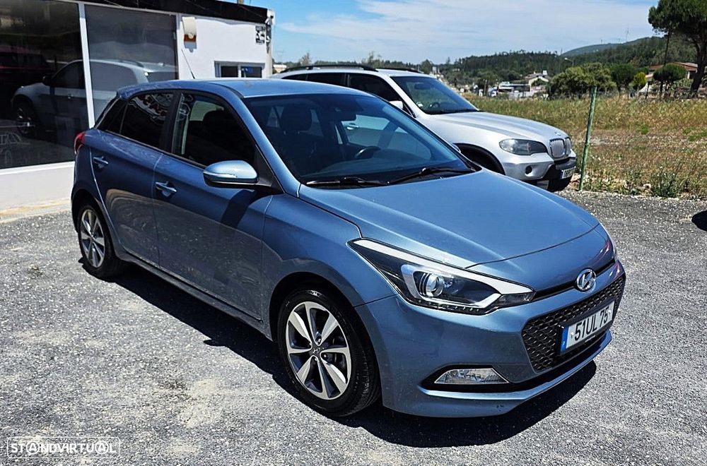 Hyundai i20 1.1 CRDi Access+Bluetooth+Comandos no Volante - 8