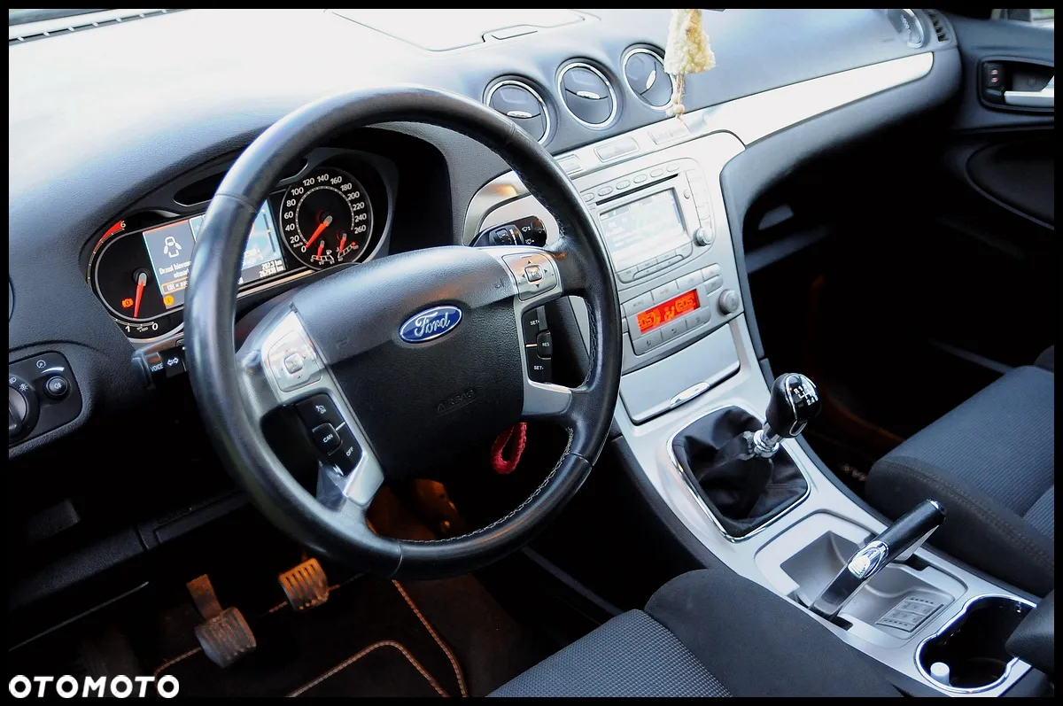 Ford S-Max 2.0 TDCi DPF Titanium - 5