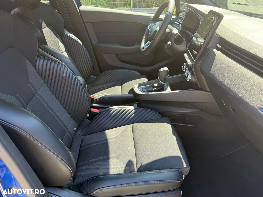 Renault Clio - 5