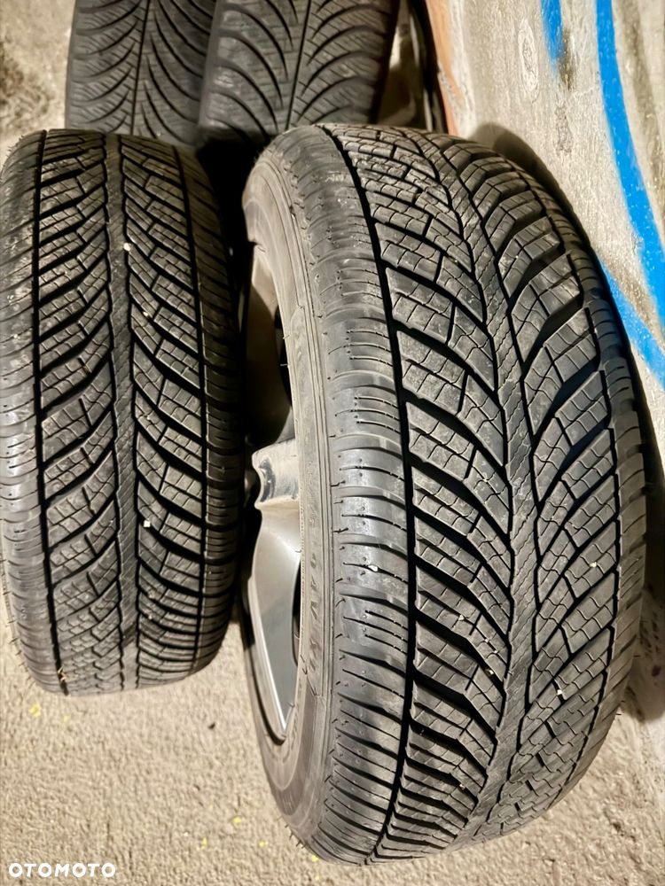 Ford 4 x 205/55 r16 opony wielosezonowe - 9