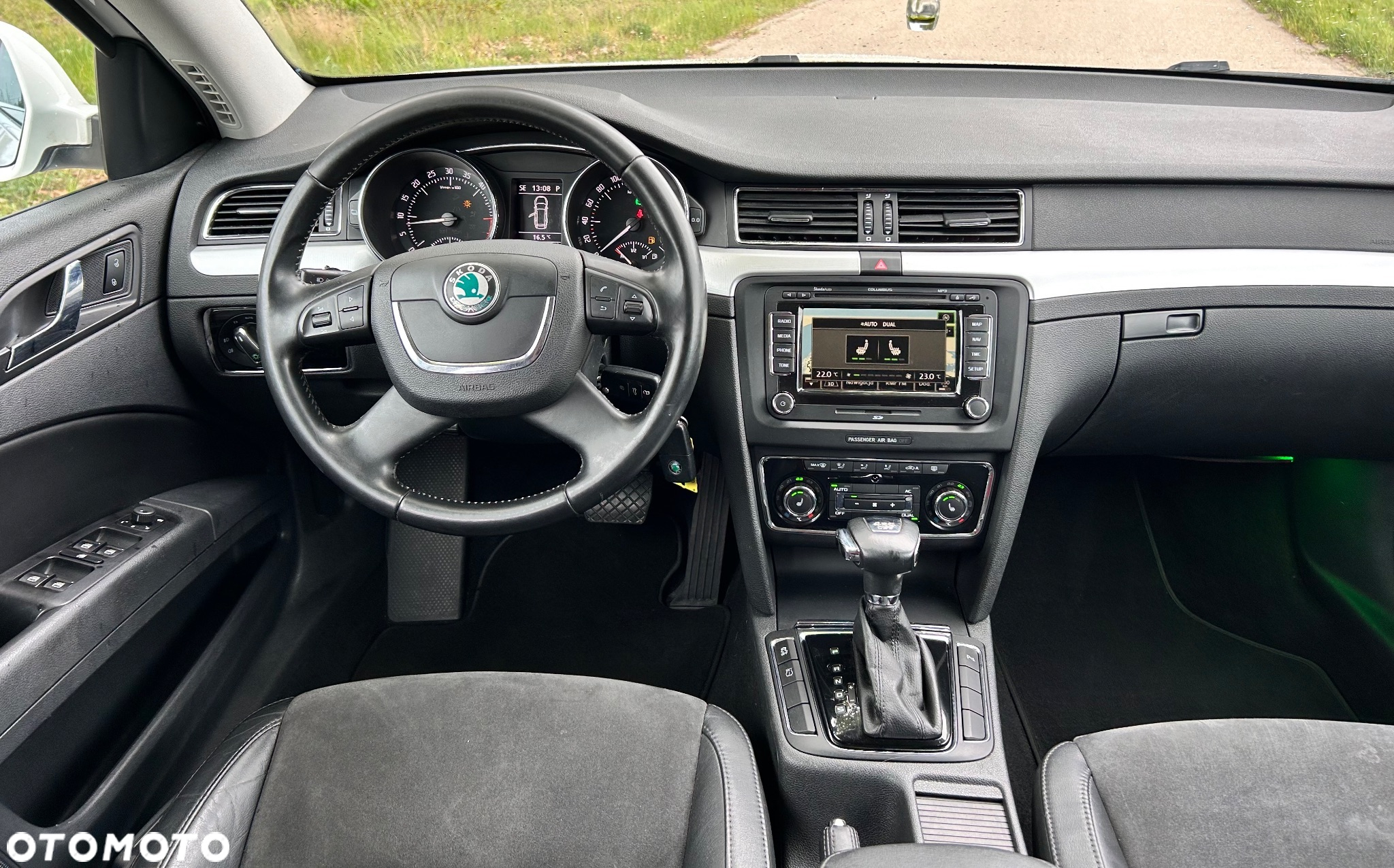 Skoda Superb Combi 2.0 TDI 4x4 DSG AllDrive - 19