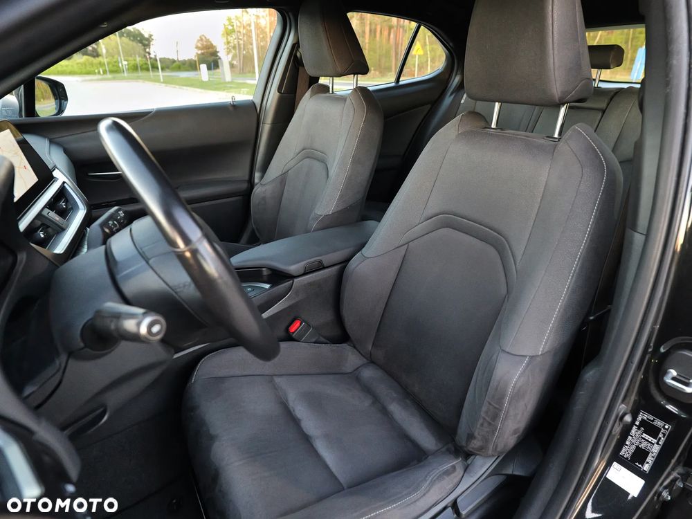 Lexus UX 250h GPF Elegance 2WD - 21