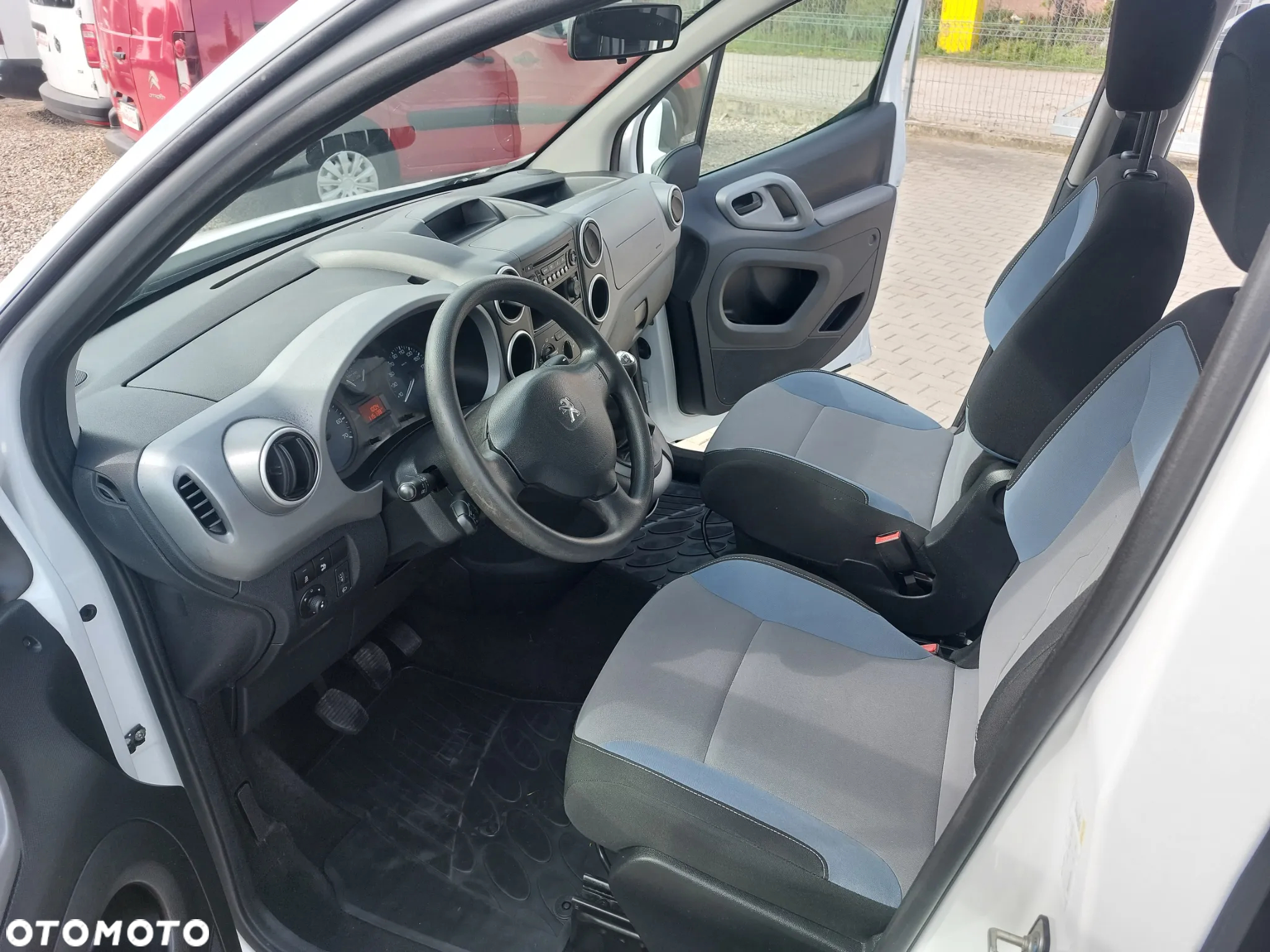 Peugeot Partner 1.6 BlueHDi Active - 10