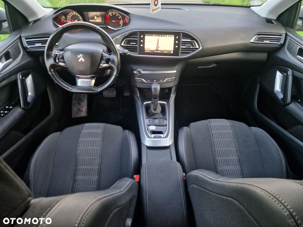 Peugeot 308 - 14