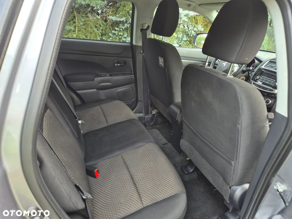 Mitsubishi ASX - 11
