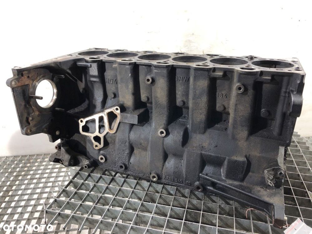BLOK SILNIKA  BMW 5 Touring (E61) 2004 - 2010 525 d 130 kW [177 KM] olej napędowy 2004 - 2007 - 3