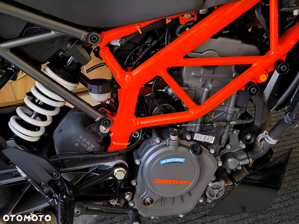 KTM Duke 125 - 7