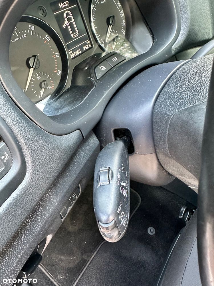 Skoda Roomster 1.2 TSI Elegance PLUS EDITION - 13