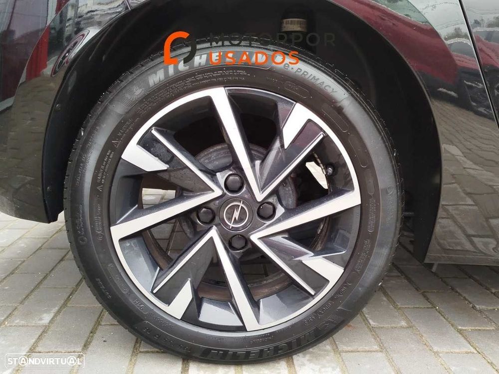 Opel Corsa 1.2 T GS - 11