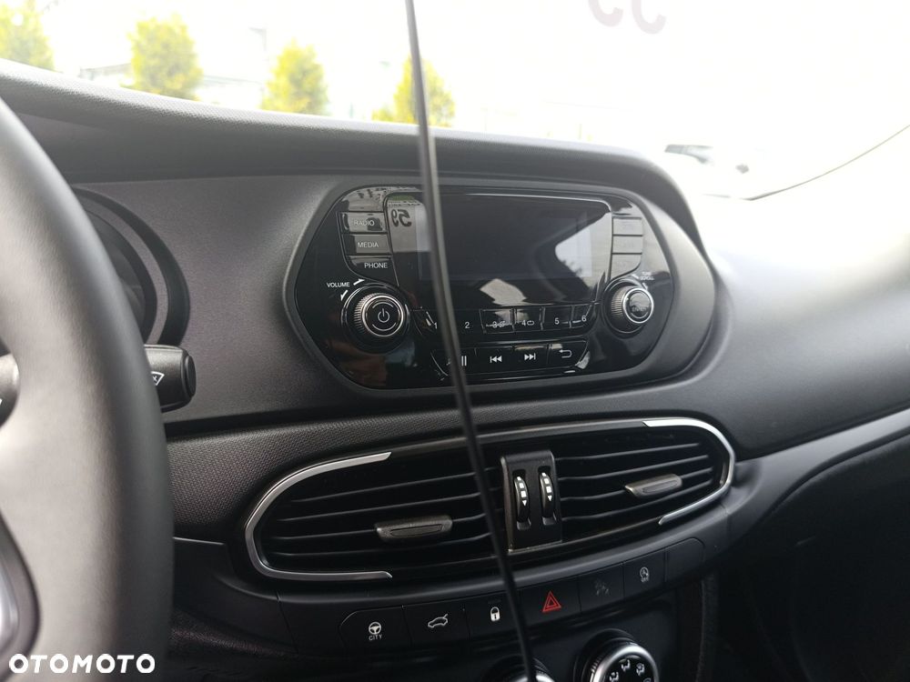 Fiat Tipo 1.0 T3 - 34