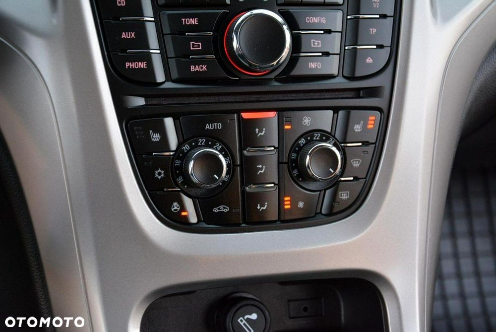 Opel Astra 1.4 Turbo Active - 30