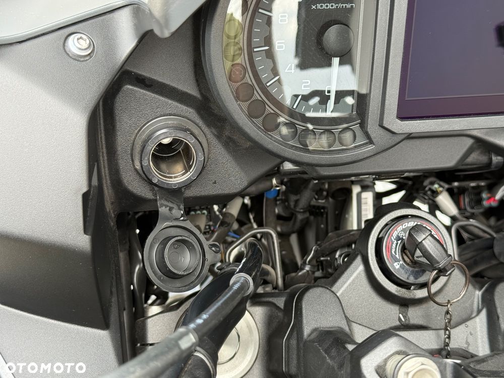Kawasaki Versys 1000 - 13