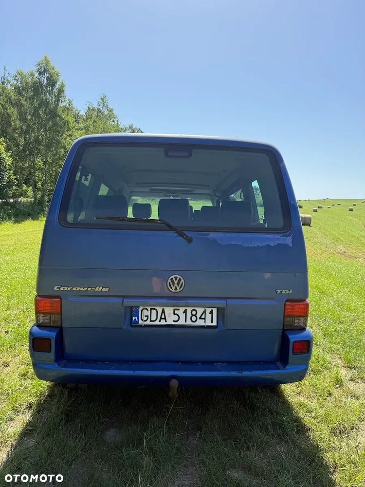 Volkswagen Caravelle - 3