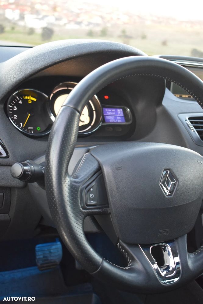 Renault Megane 1.5 dCi Dynamique Aut. - 16