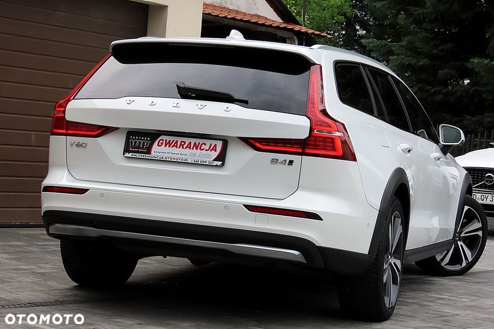 Volvo V60 Cross Country B4 D AWD Geartronic - 12