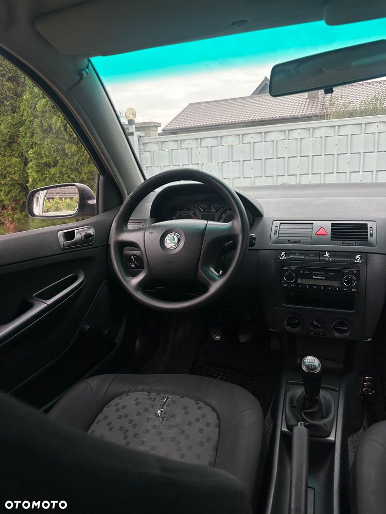 Skoda Fabia 1.4 16V Celebration - 13