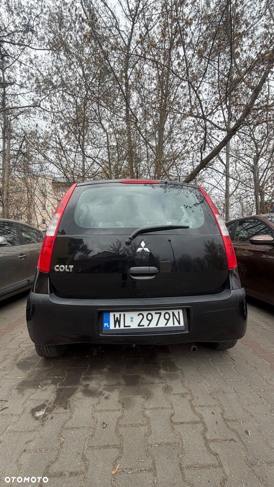 Mitsubishi Colt - 19