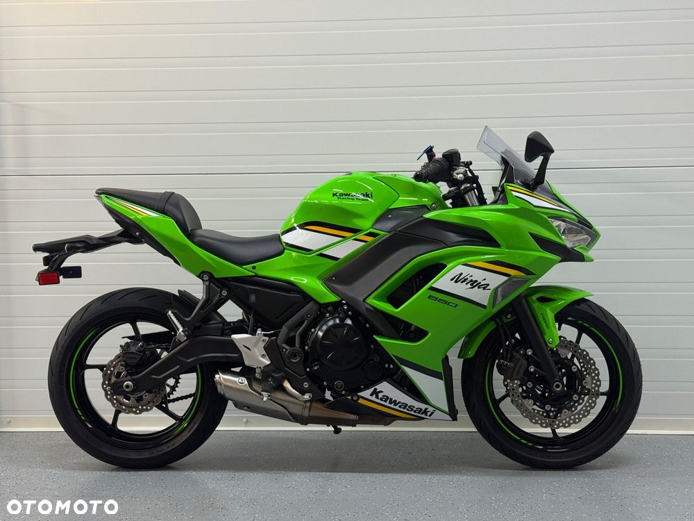 Kawasaki Ninja - 2
