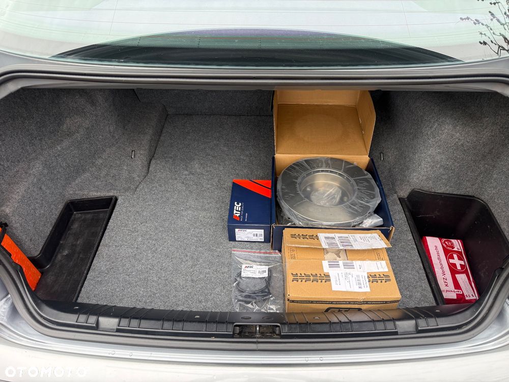 BMW Seria 3 - 33