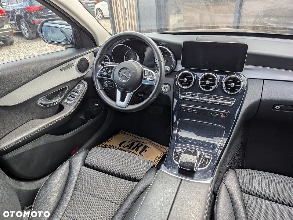 Mercedes-Benz Klasa C 220 d 4Matic 9G-TRONIC Avantgarde - 17