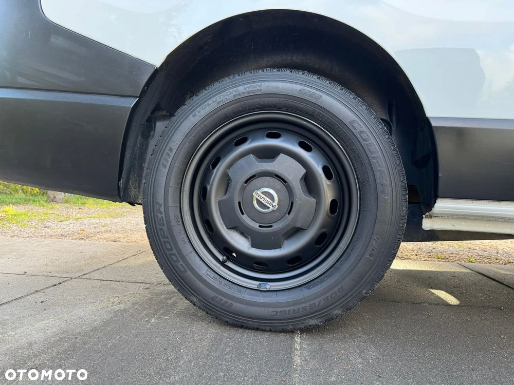 Nissan NV300 LONG BIAŁY - 12