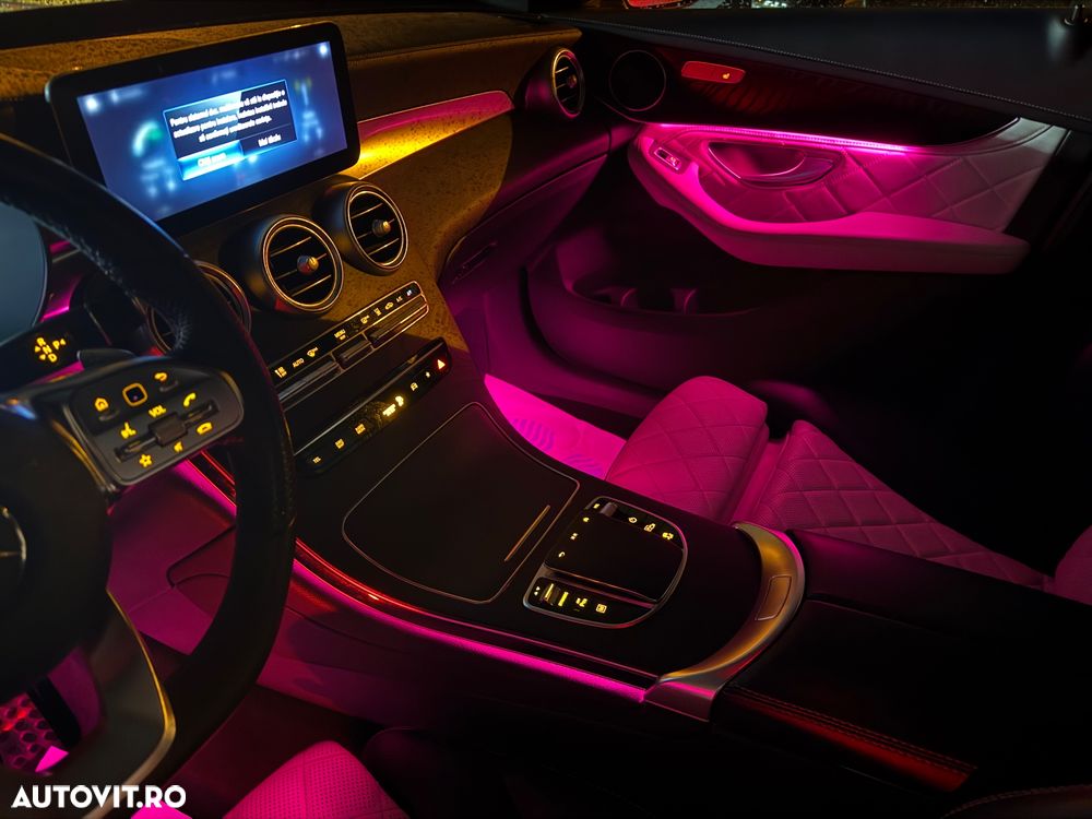 Mercedes-Benz GLC 300 e 4Matic 9G-TRONIC AMG Line - 8