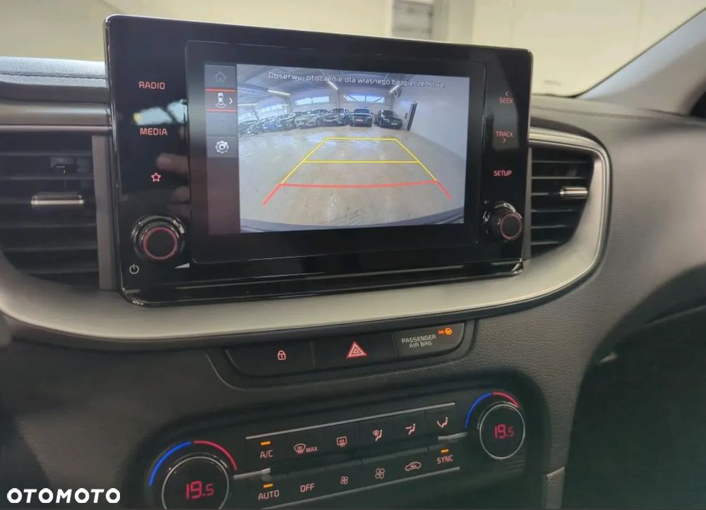 Kia Ceed 1.5 T-GDI L Business Line - 8