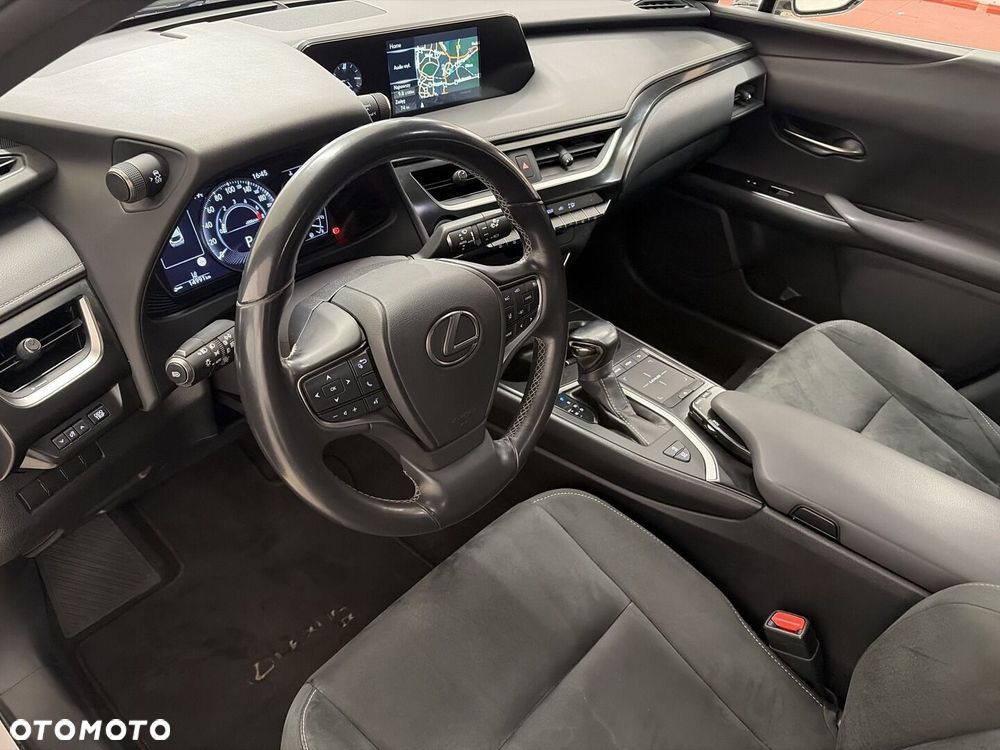 Lexus UX 200 Optimum 2WD - 11