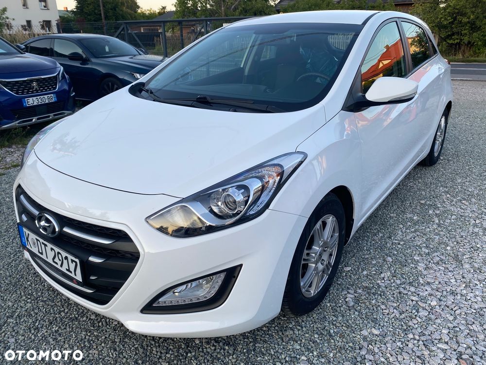 Hyundai i30 blue 1.4 Style - 7