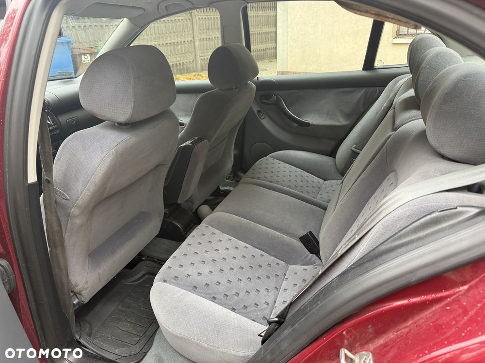 Seat Toledo - 10