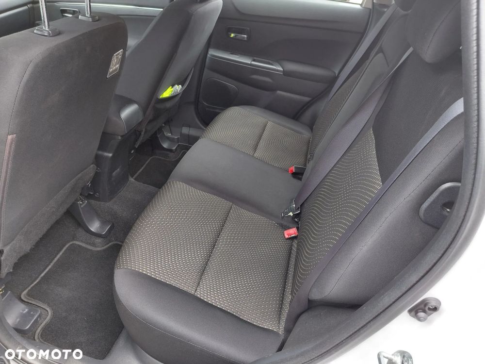 Mitsubishi ASX 1.6 2WD Invite - 20