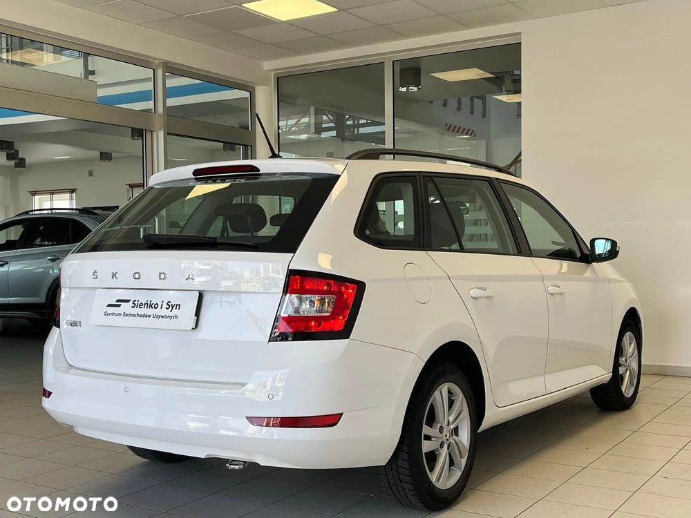 Skoda Fabia 1.0 TSI Ambition - 6