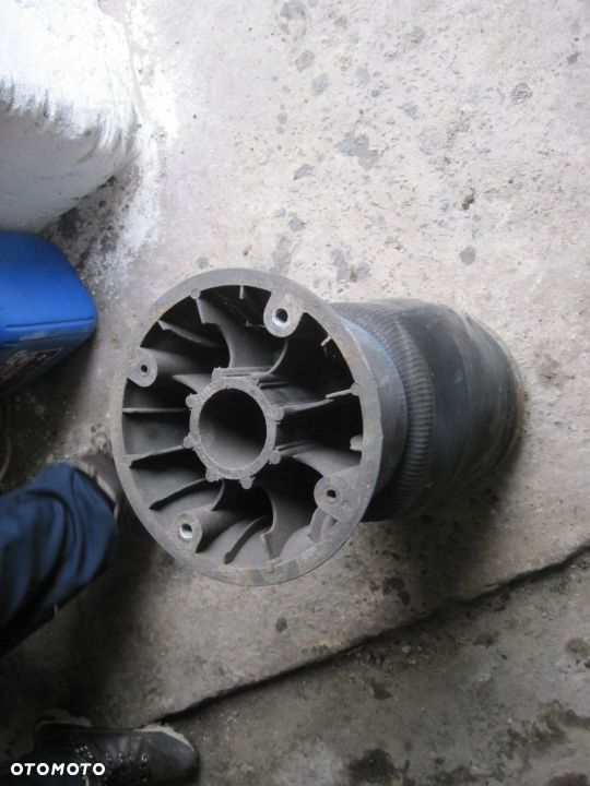 PODUSZKA PÓŁRESORA VOLVO FL FE EURO 4 5 - 2