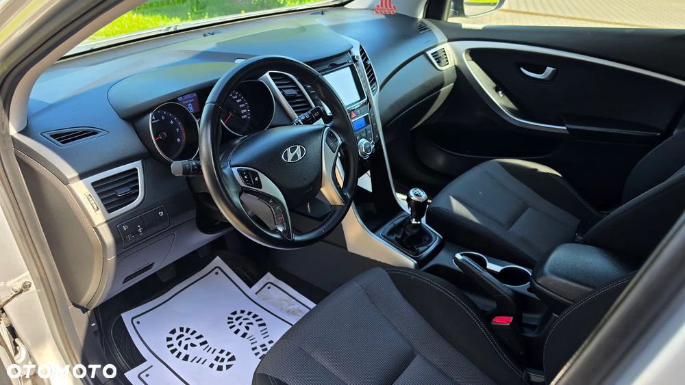 Hyundai i30 1.4 Fifa World Cup Edition - 6