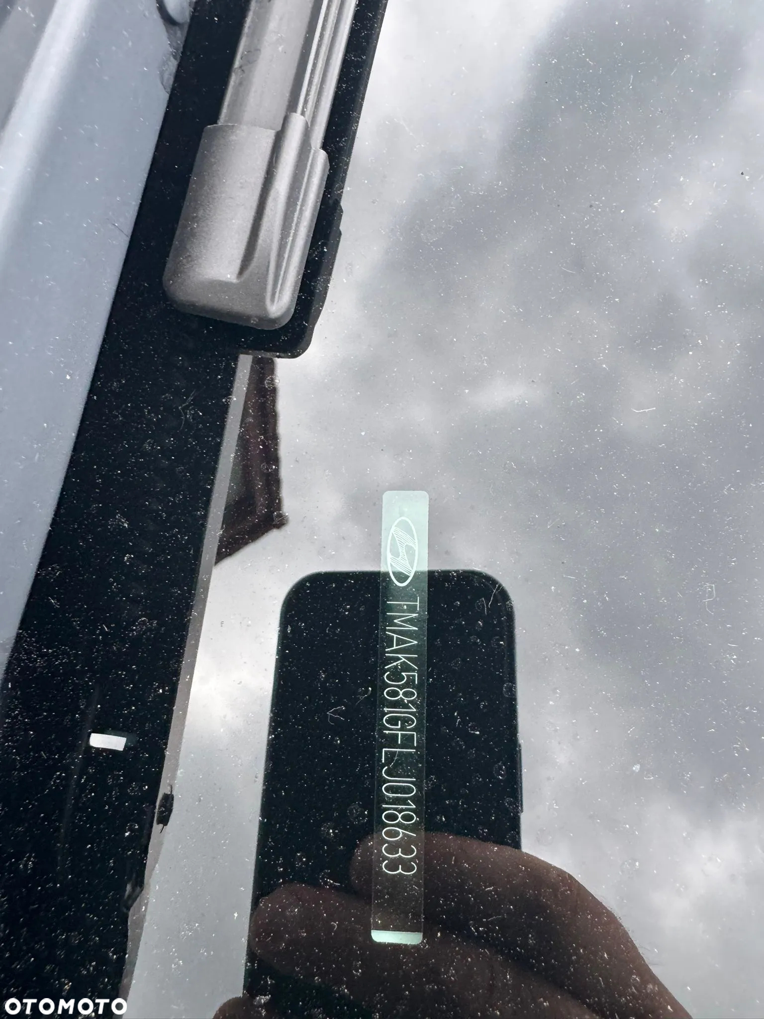 Hyundai Kona Electric 64kWh Premium - 25