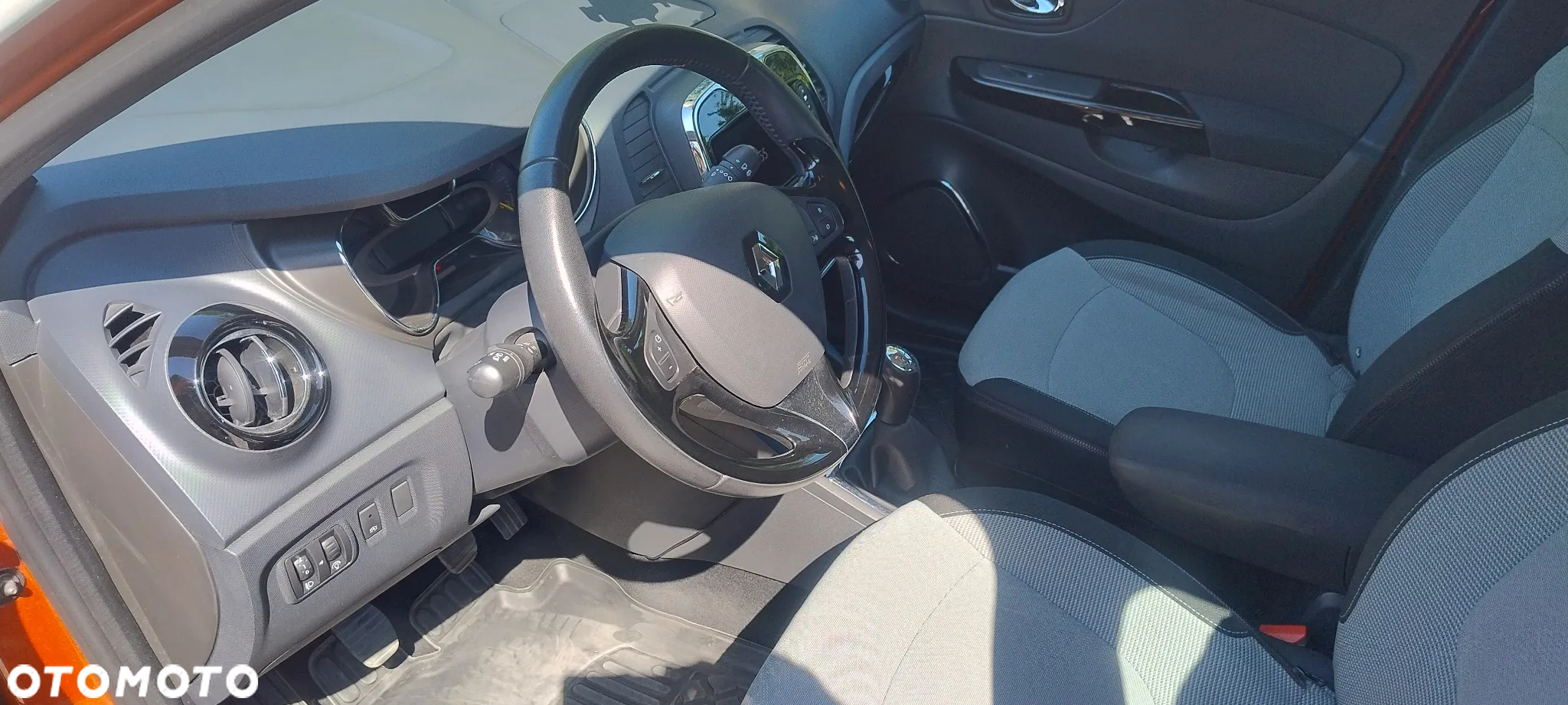 Renault Captur (ENERGY) TCe 90 INTENS - 20