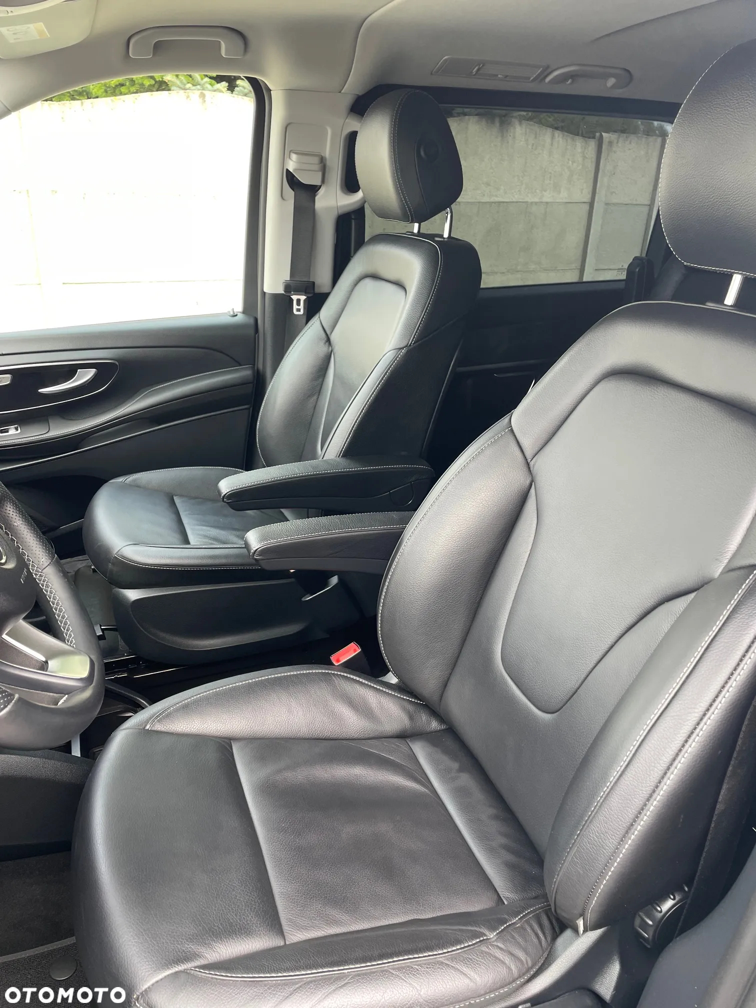 Mercedes-Benz Klasa V 300 d lang 9G-TRONIC Avantgarde - 19