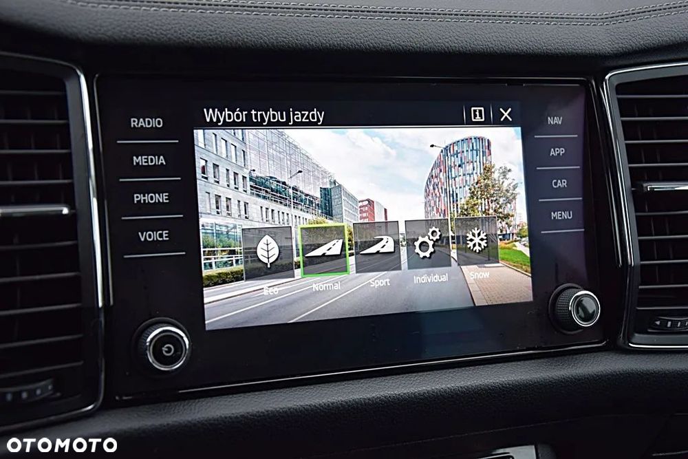 Skoda Kodiaq 2.0 TDI 4x4 DSG Sportline - 24