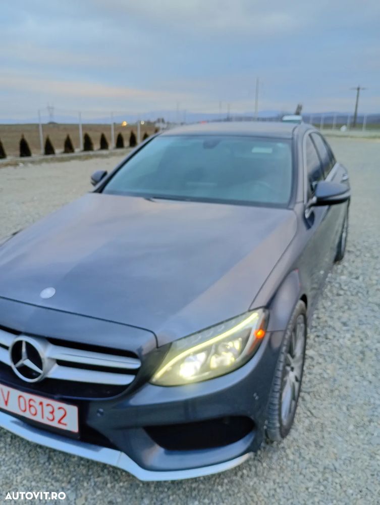 Mercedes-Benz C 300 T 7G-TRONIC AMG Line - 3