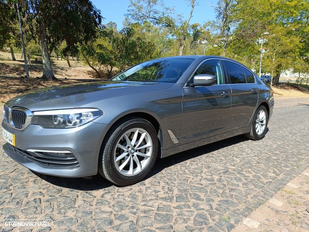 BMW 530 d xDrive Line Luxury Auto - 2