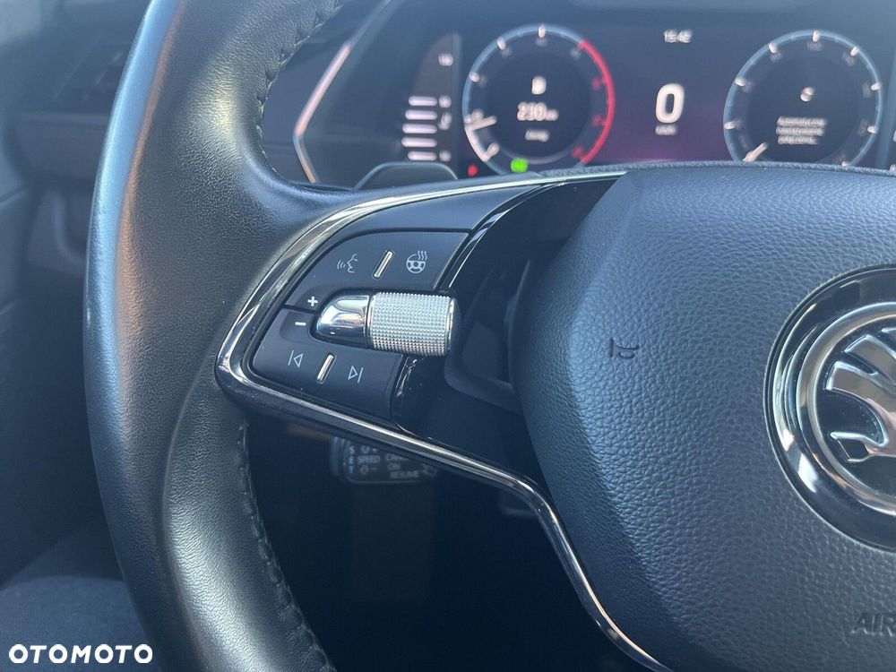 Skoda Octavia 2.0 TDI Ambition DSG - 15