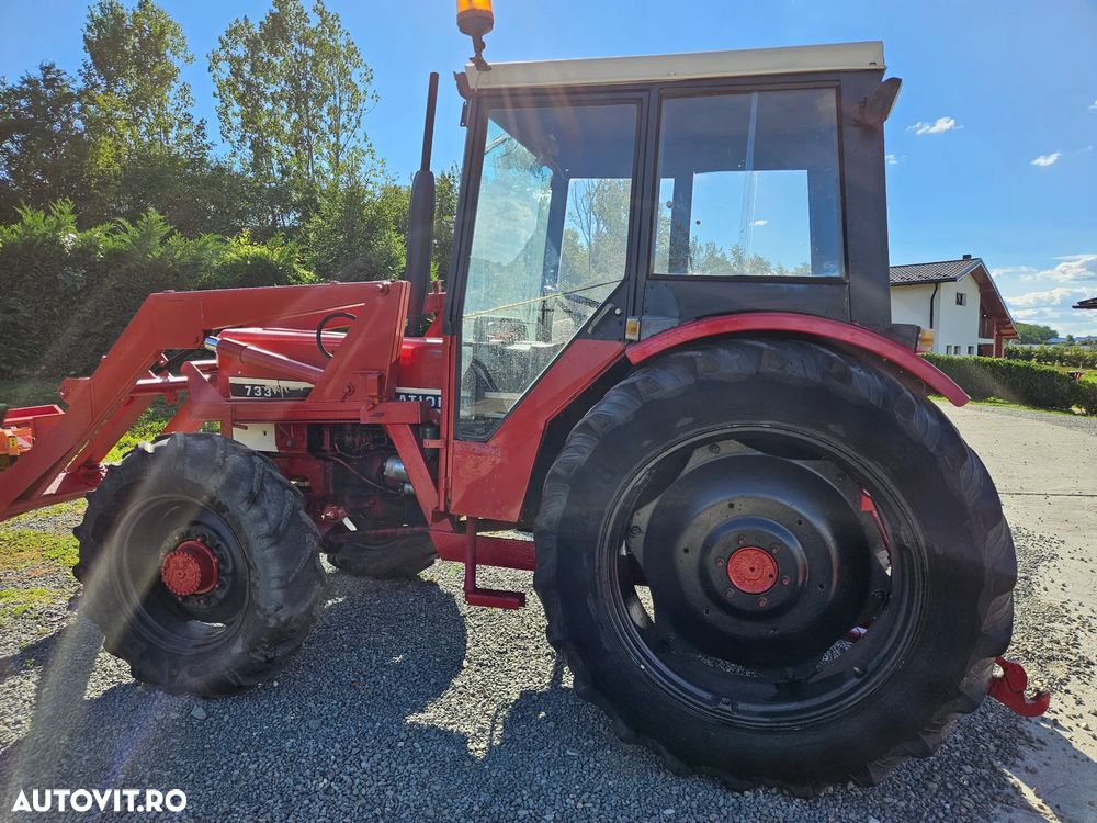 Case IH 733 - 6