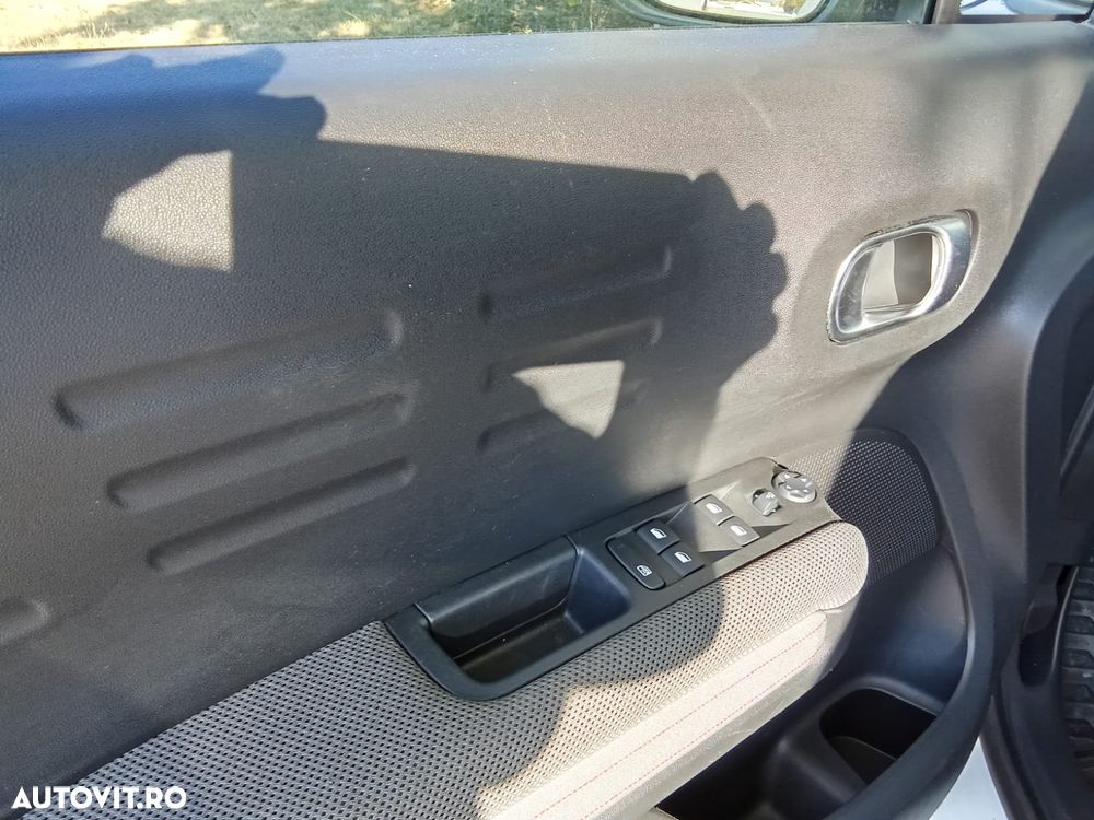 Citroën C3 AIRCROSS 1.2 PureTech S&S BVM Shine - 10