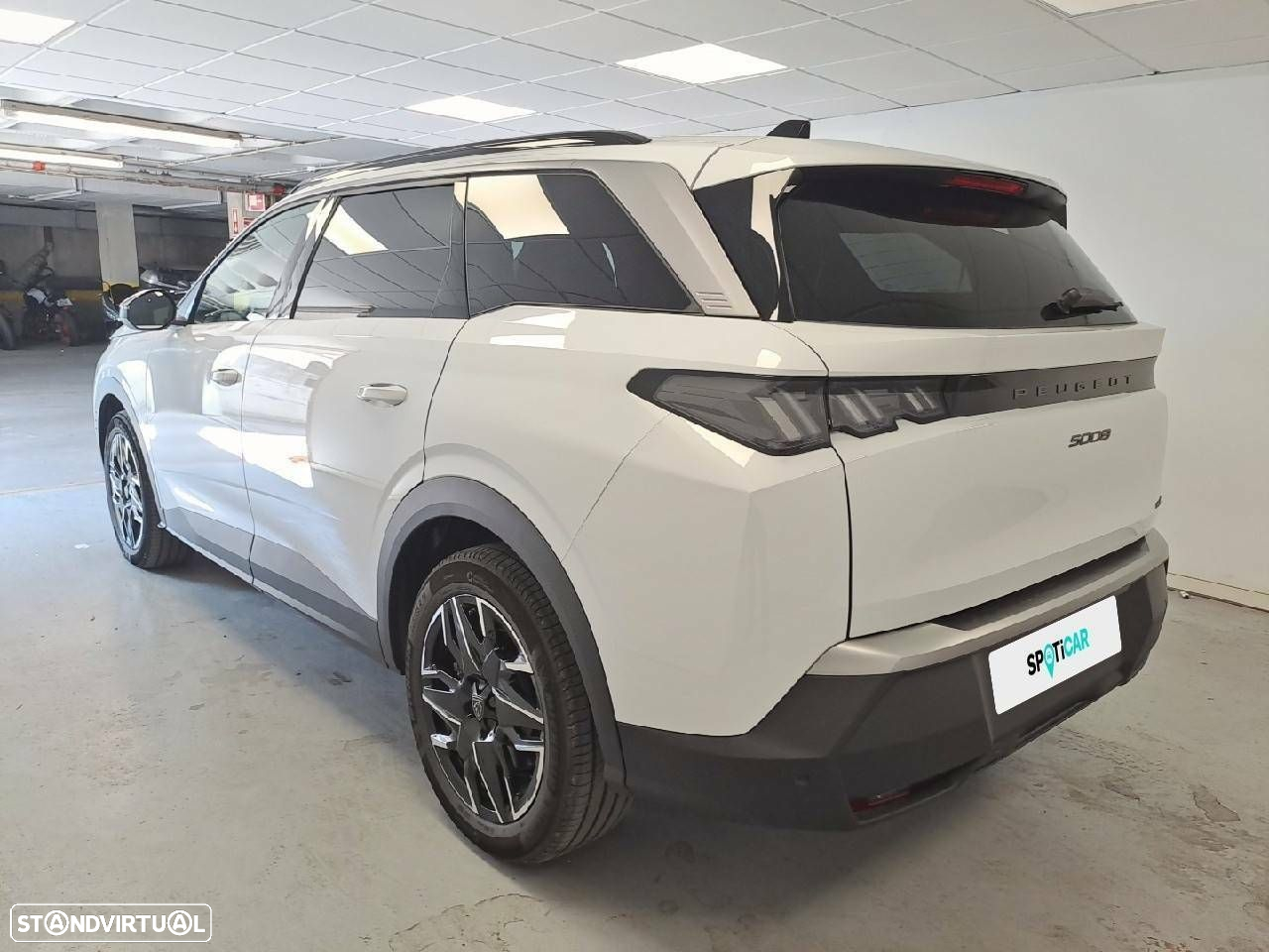 Peugeot 5008 1.2 Hybrid Allure e-DCS6 - 6