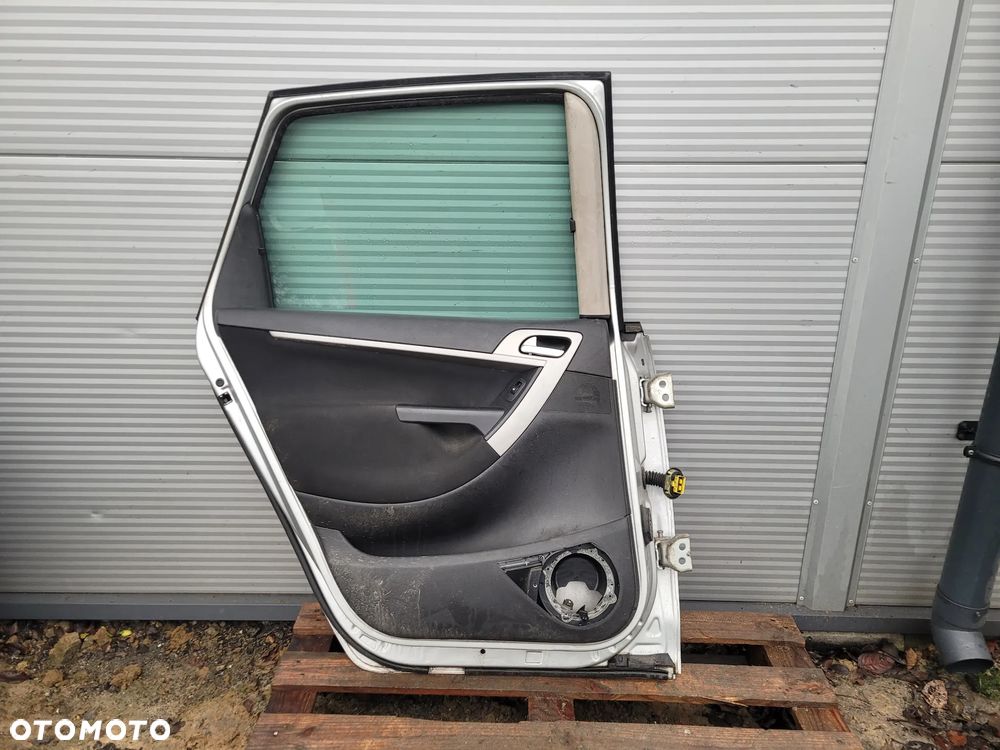 Citroen C4 Picasso I 10r Drzwi lewy przod prawy tyl lewy tyl  EZRC - 25