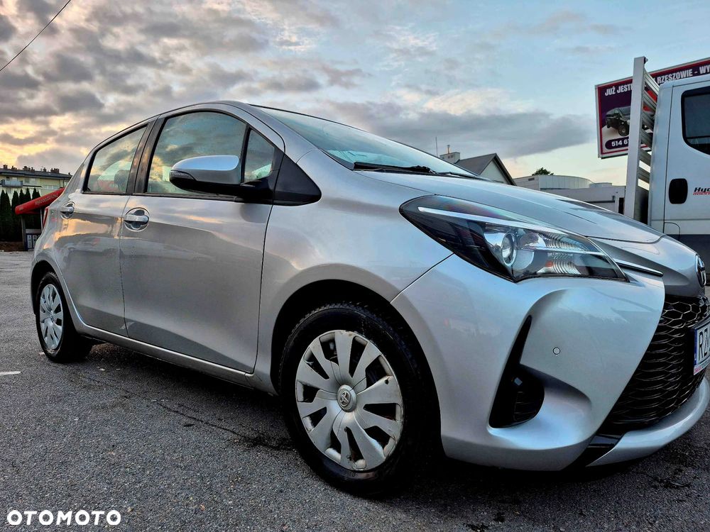 Toyota Yaris - 2