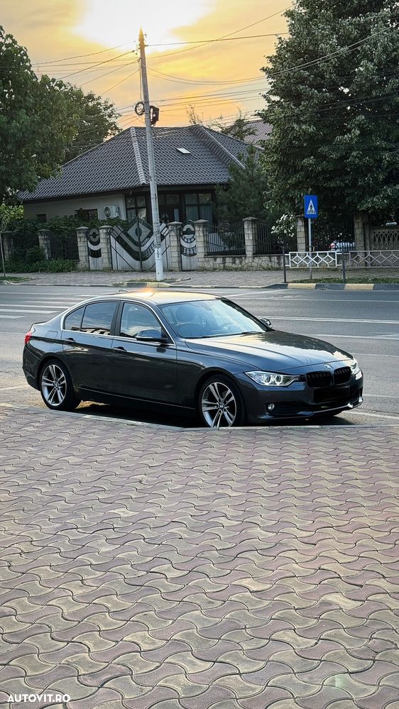BMW Seria 3 320d Efficient Dynamic Edition Aut. - 1