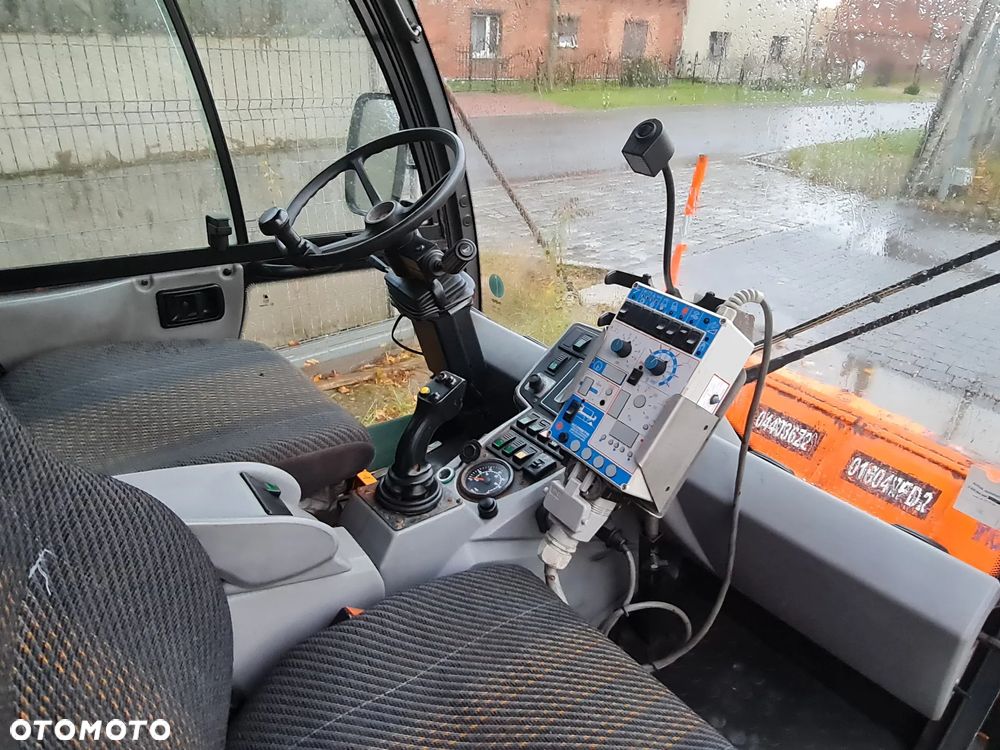 Multicar Wywrotka 4x4 Hako Cmar LC860 Solarka Piaskarka Pług Kiper - 5